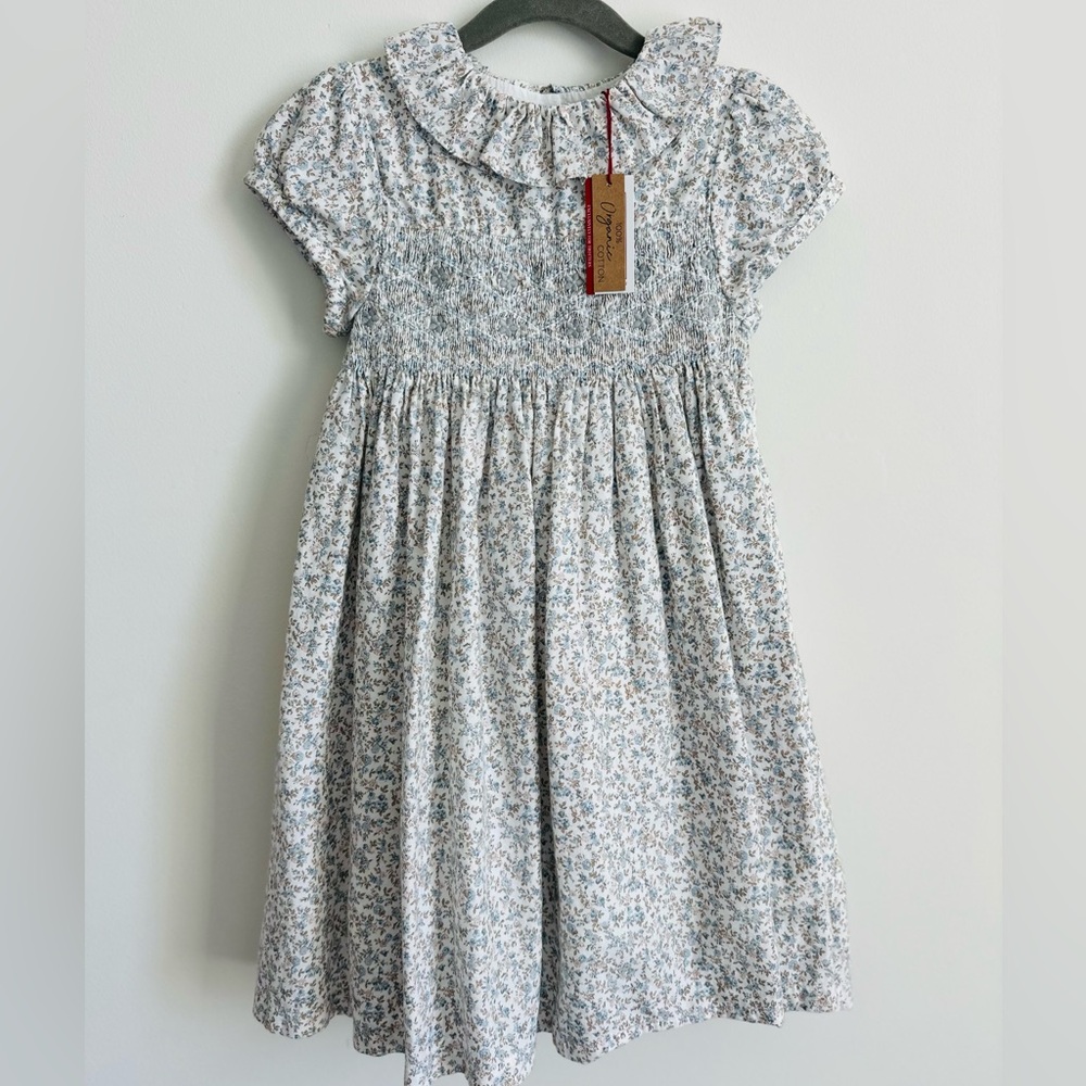 Brand New w Tags! TROTTERS LONDON Emma Floral Smocked Dress Ditsy Blue Floral 5y